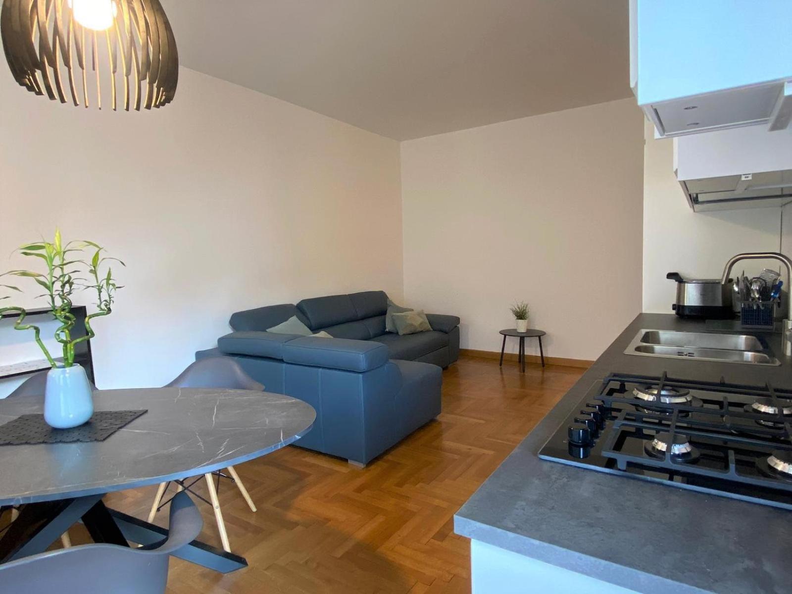 The Little Duck - Modern Apartment With Balcony Como Eksteriør billede